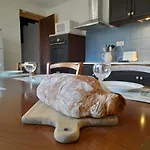 Domaine Bellevue En Perigord - Bergerac 5mn - Parc 3ha - Calme - Parking Prive Gratuit - Linge Maison Inclus Lägenhet Lembras