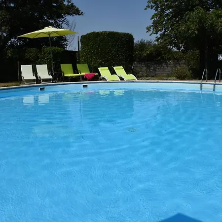 Domaine Bellevue En Périgord - Bergerac 5mn - Parc 3ha - Calme - Parking Privé Gratuit - Linge Maison Inclus Appartement *