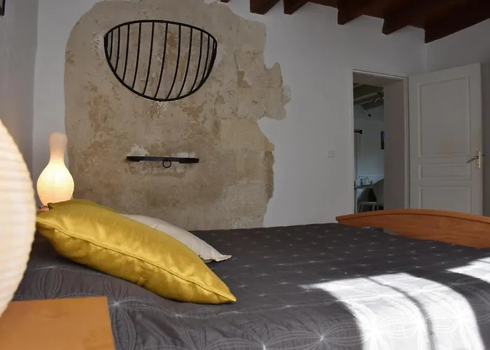 Domaine Bellevue En Perigord - Bergerac 5mn - Parc 3ha - Calme - Parking Prive Gratuit - Linge Maison Inclus Appartement *